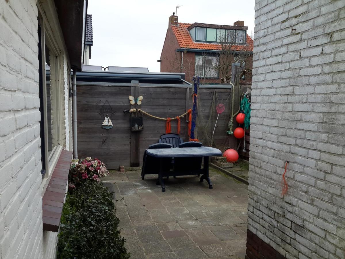 Strandhuussie Texel Casa de Férias *